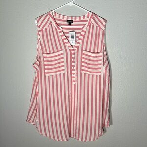 TORRID NWT Harper Gauze Pullover Tank 
Size 1